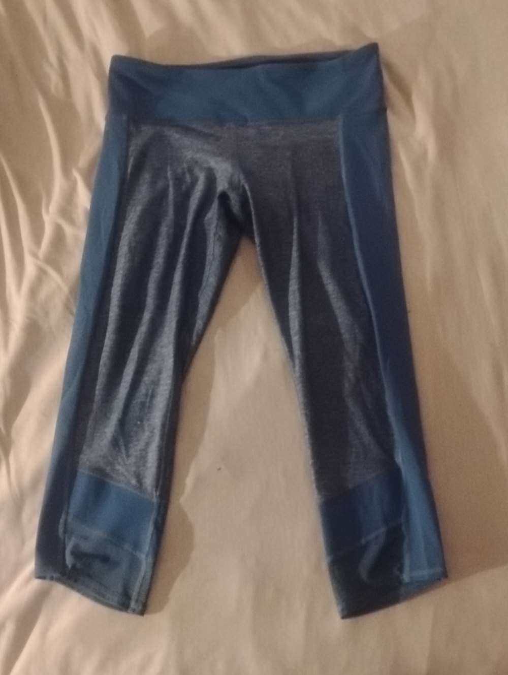 lululemon athletica Blue Two-Tone Capri Leggings